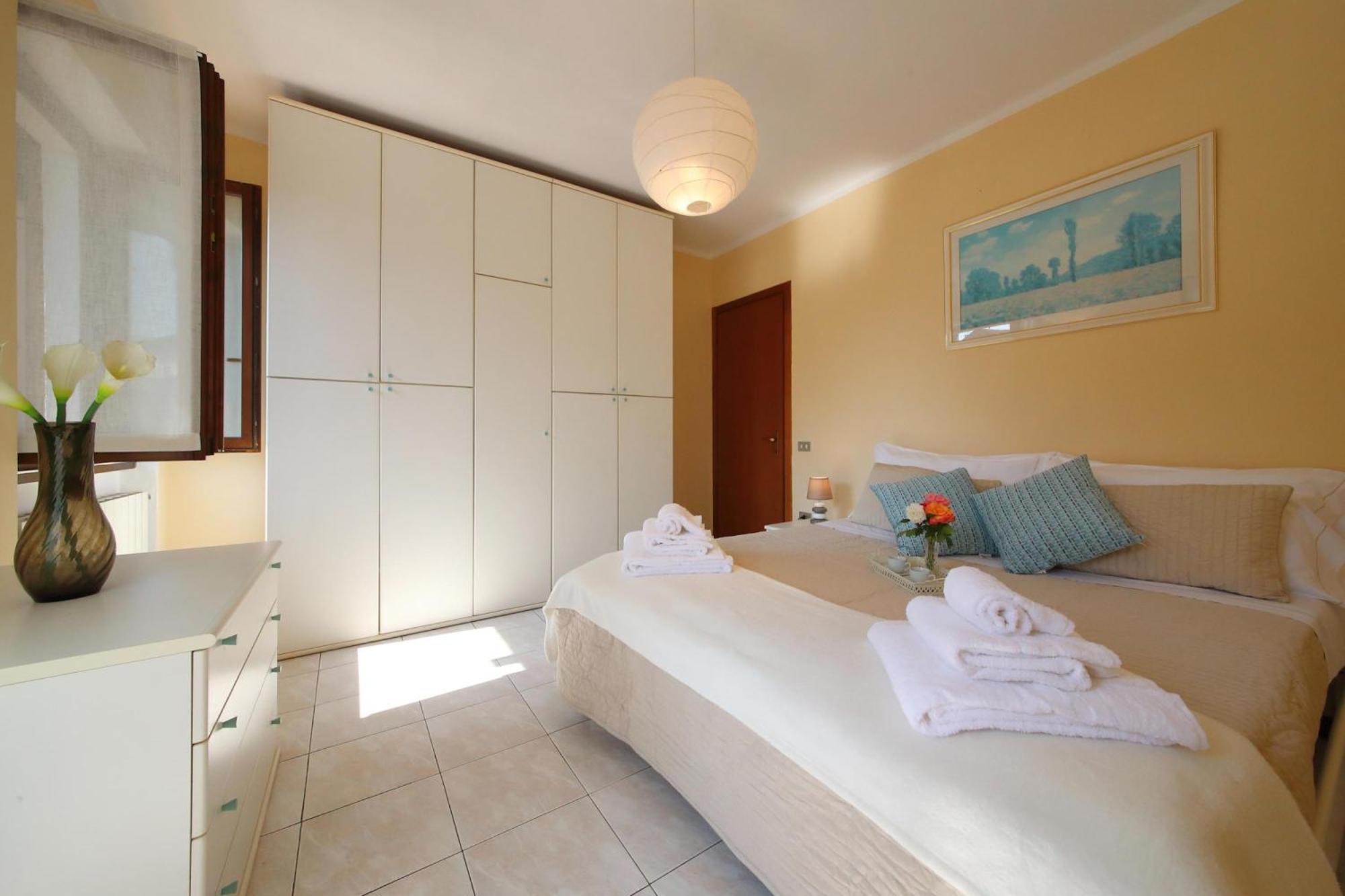 Petalo Bianco 100M From Lake - Happy Rentals Baveno Esterno foto