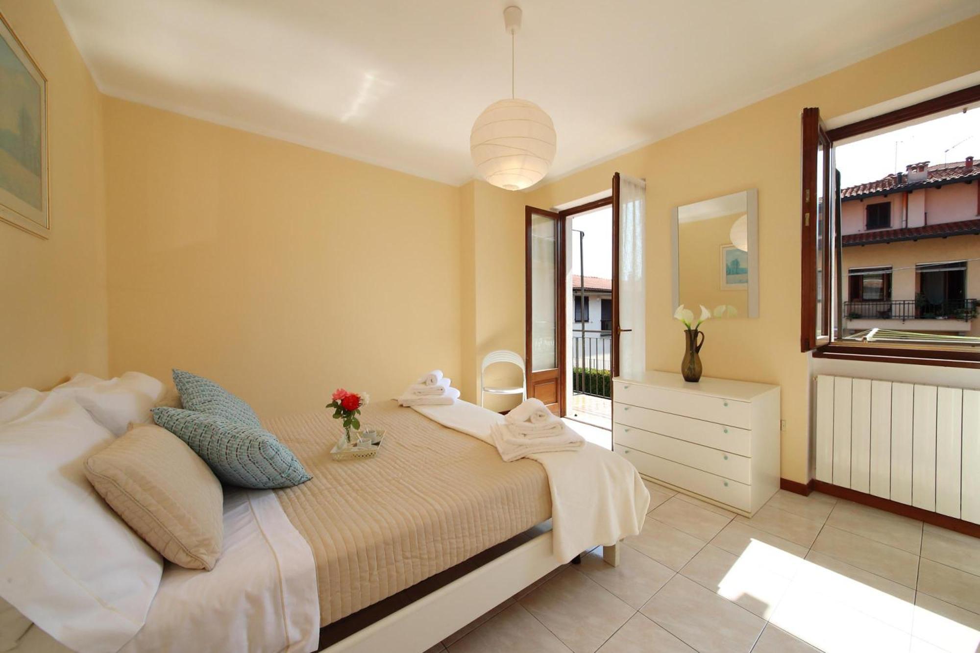 Petalo Bianco 100M From Lake - Happy Rentals Baveno Esterno foto